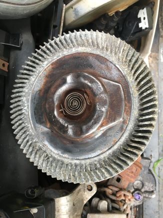 SBC fan clutch 22050669 front
