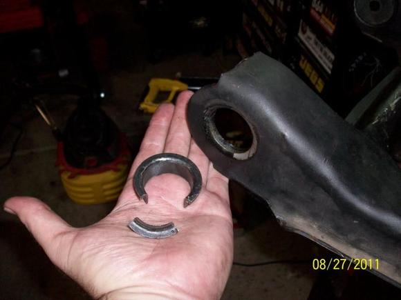 STEP 2 : CUT SHELLS TO COLLAPSE. CAREFUL NOT TO CUT INTO LCA