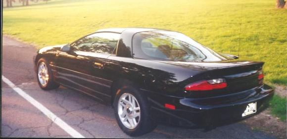 1994 Camaro Z28 LT1 Automatic, I wound up putting on a Borla exhaust. circa 1995. This car was Mint!!!