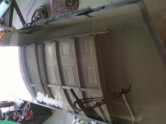 finally got the glass for the back window too :)