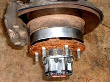 this is how my spacer was, this is a pic from the internet, mine have vented rotors