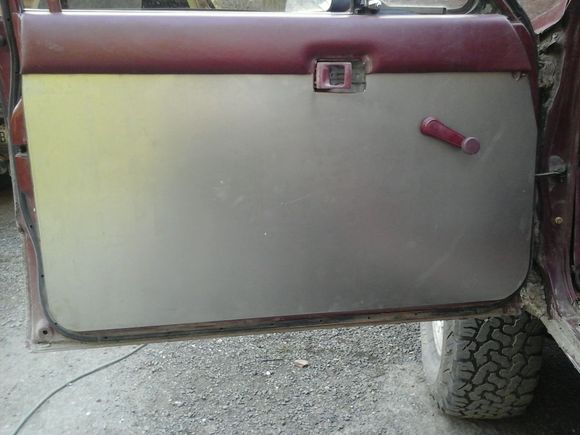 ^^^Still trying to decide what to do on it, not sure if I should do some more diamond pattern on part of it or try something different...