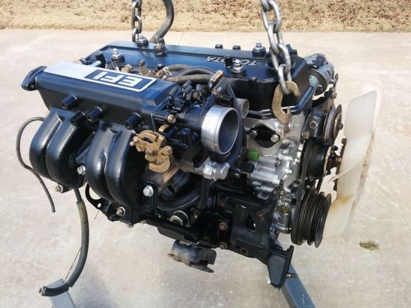 22RE Rebuild: Just before installing engine.