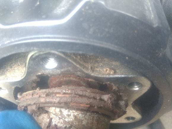 08-06-2016 - Hubs caked full of mud sand and clay, it's ok cause they were put together wrong and locked in 2wd *eye roll*