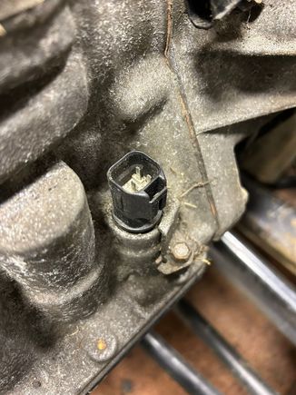 A343F 3-pin solenoid connector at trans side