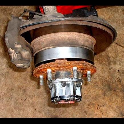 this is how my spacer was, this is a pic from the internet, mine have vented rotors