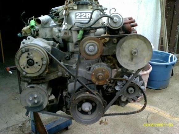 there she is a 60xxx mile engine goin in the shop for a gasket make over lol