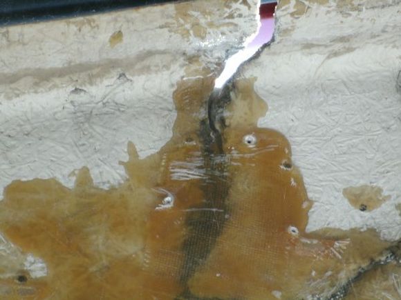 600xCamper shell crack no repair inside2