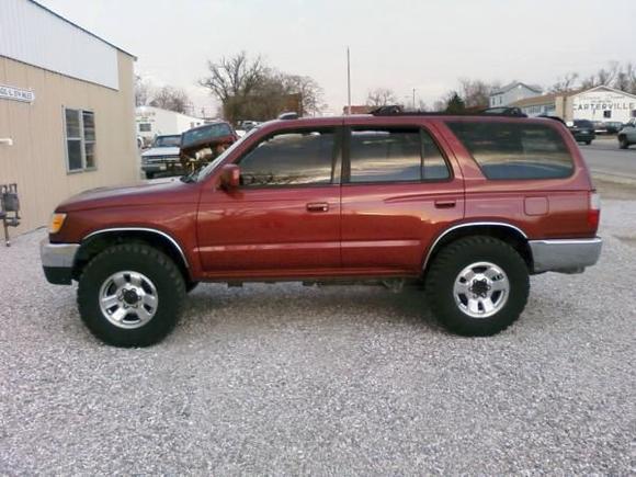Different angle, same ol pimpin ride.
