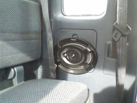 rear right speaker