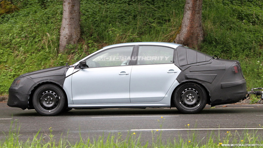 2011 Volkswagen Jetta spy shots