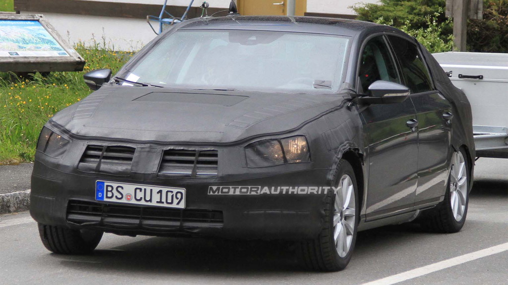 2012 Volkswagen Passat spy shots