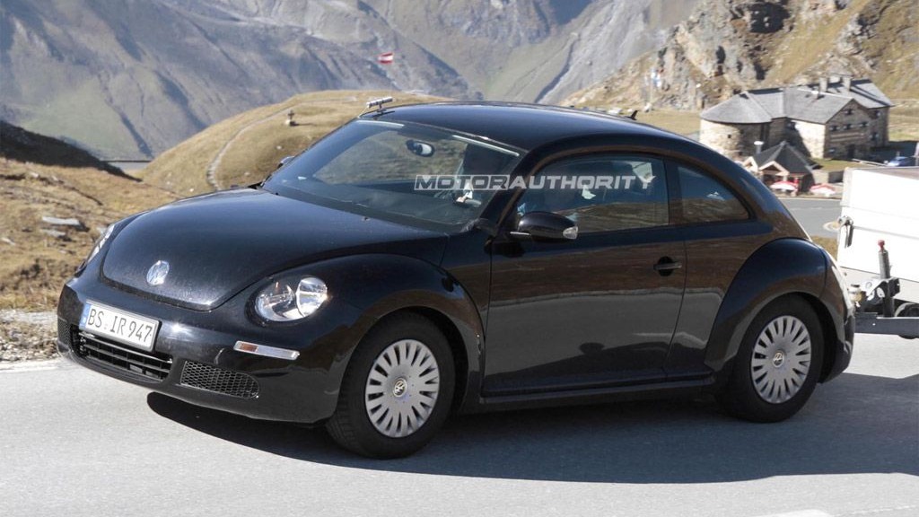 2012 Volkswagen New Beetle spy shots