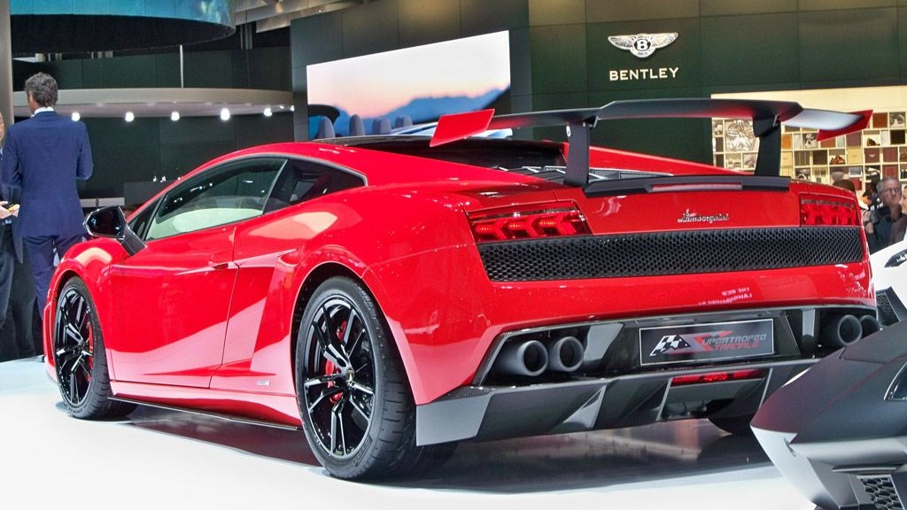 Lamborghini Gallardo LP 570-4 Super Trofeo Stradale live photos