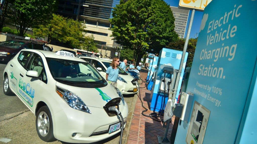 Electric Avenue charging stations in Portland, Oregon [photo: Portland General Electric]