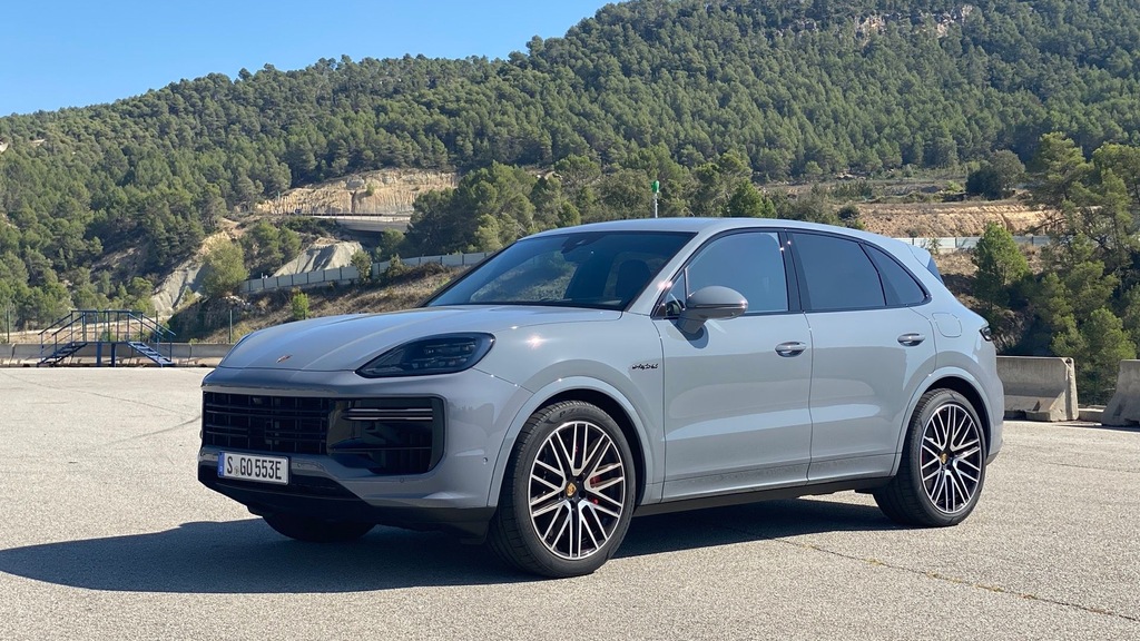 Mark Zuckerberg Designed A Porsche Cayenne Turbo GT Minivan