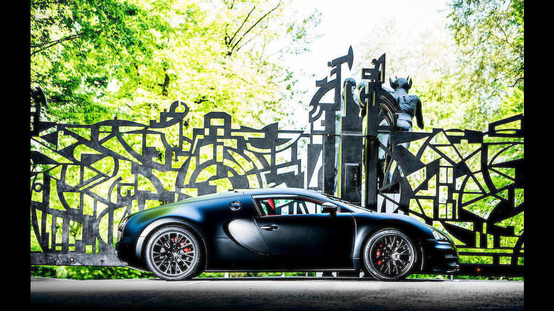 The last Bugatti Veyron Super Sport built heads to auction