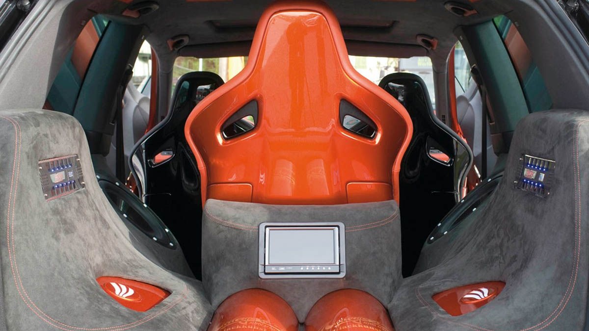 VW GTI Performance and R36 Passat Variant at Wörthersee