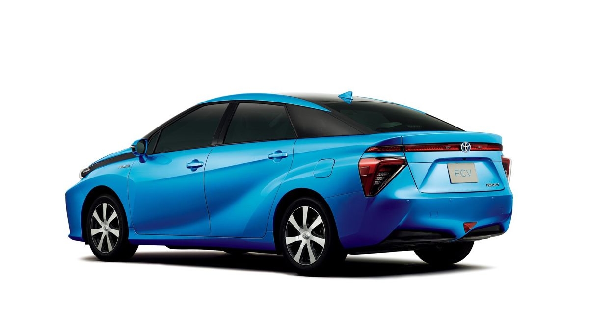 2016 Toyota Fuel Cell Sedan