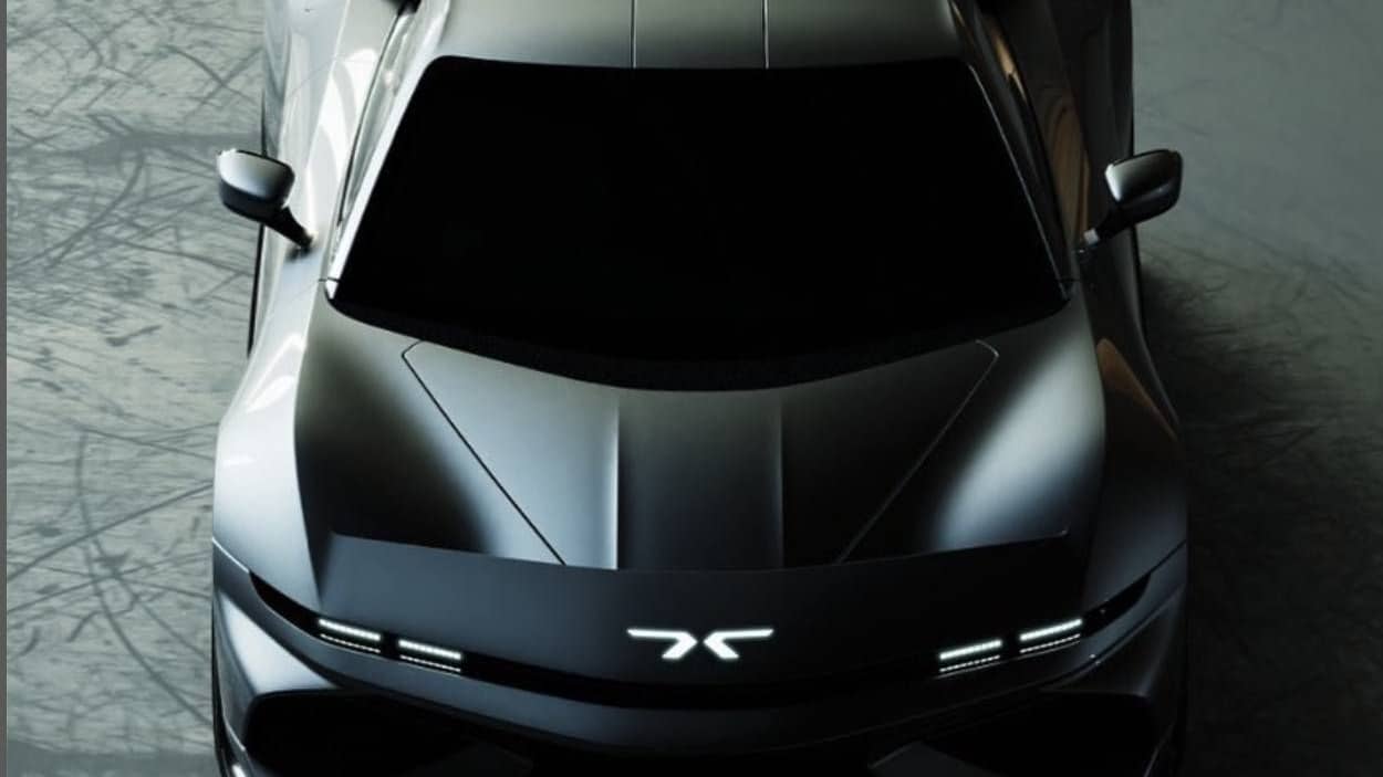 C8 Corvette-based DeLorean design by angelguerradesign via Instagram