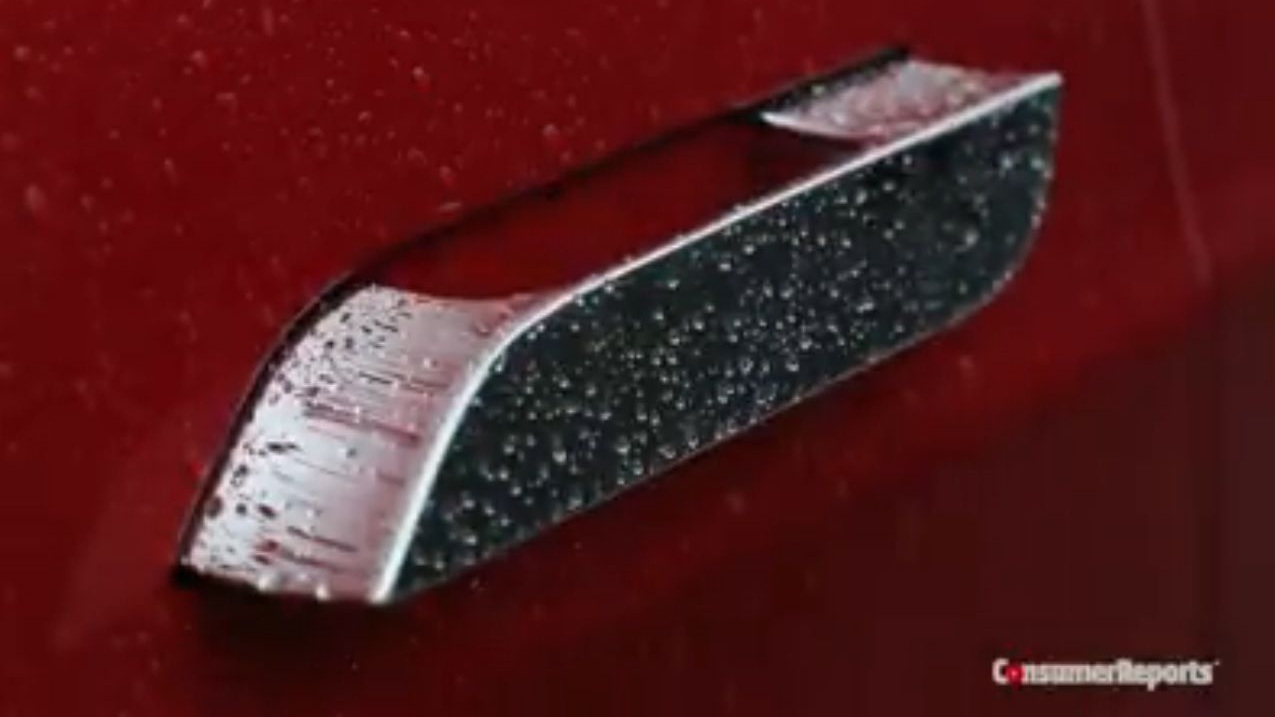 2015 Tesla Model S P85D door handle, captured from Consumer Reports video, May 2015