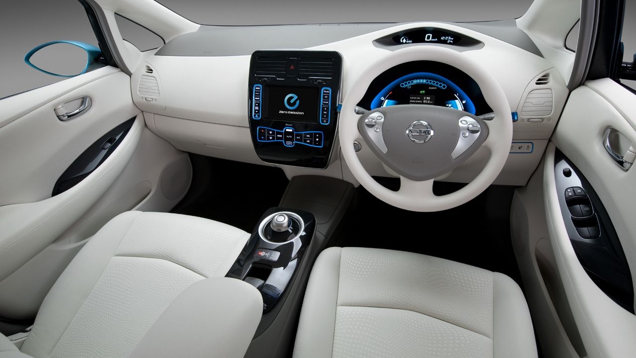 Nissan LEAF Interior