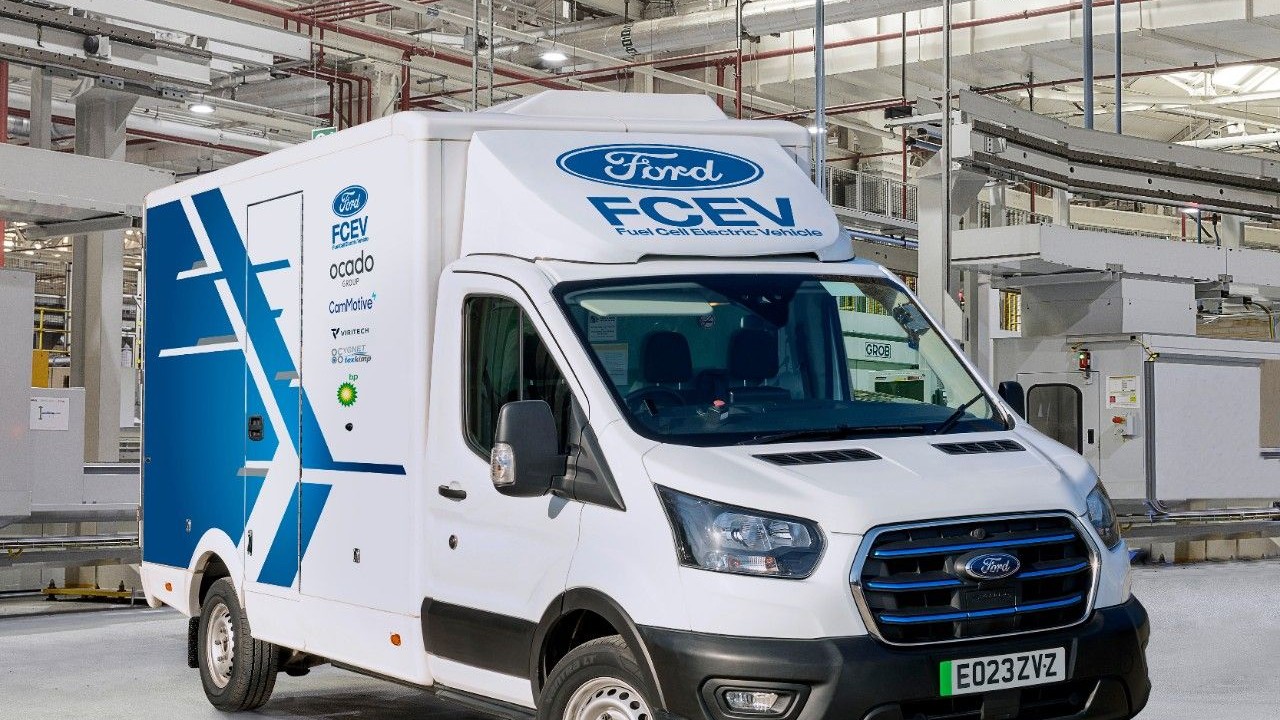 Ford hydrogen fuelcell ETransit trial (UK)