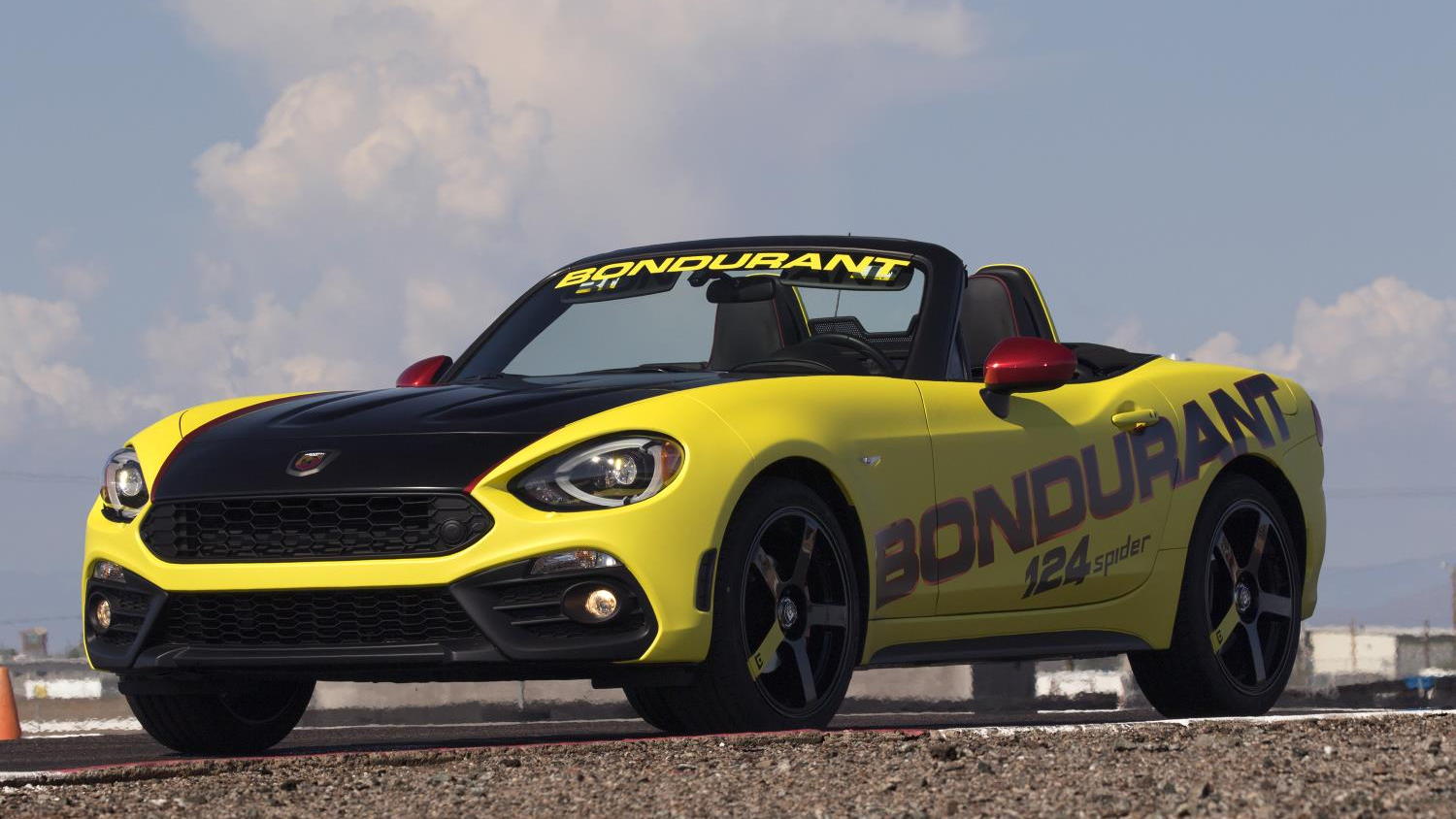 Fiat 124 Spider Abarth joins Bondurant for new Abarth Track Experience