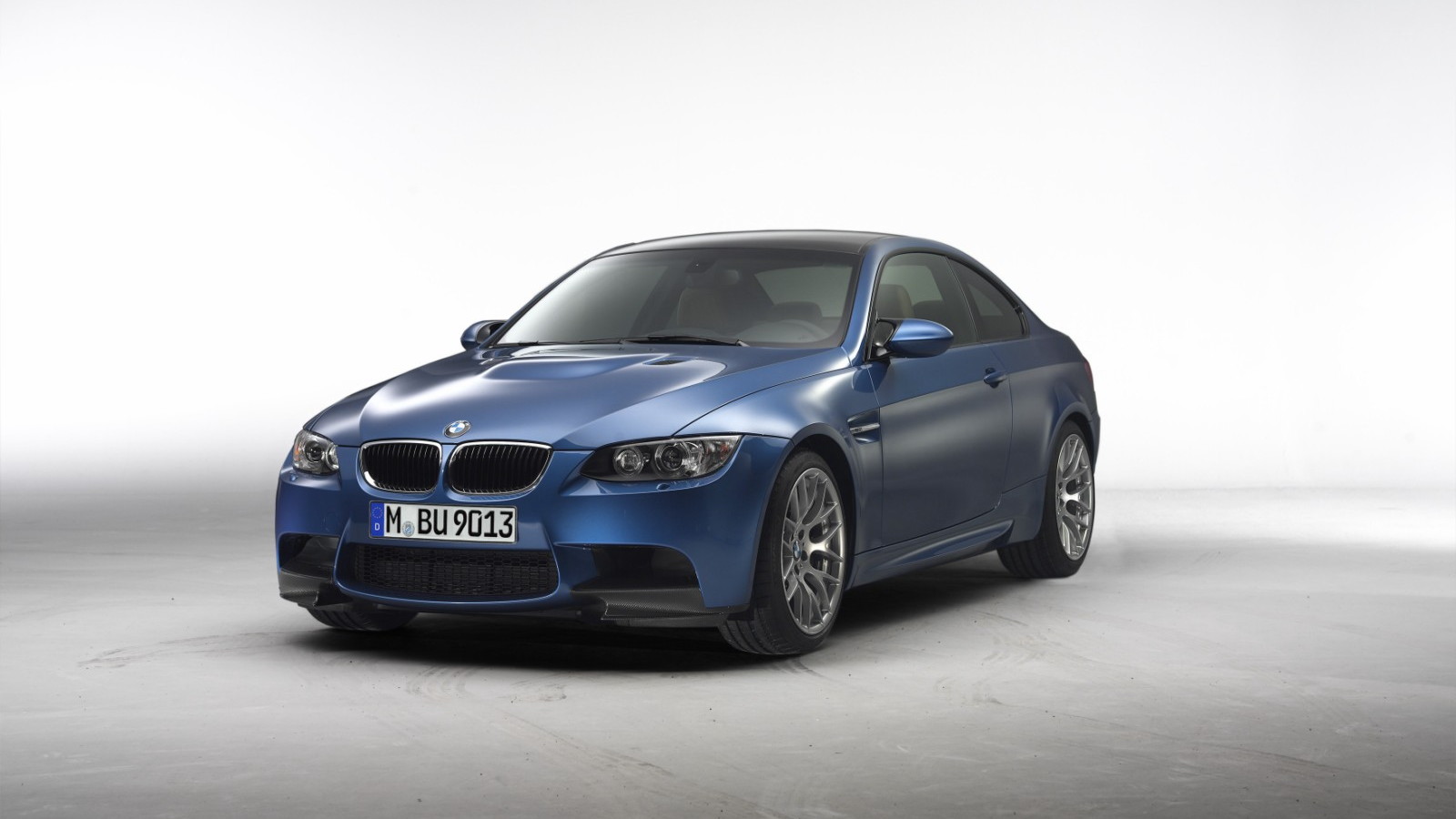 2011 BMW M3 performance package