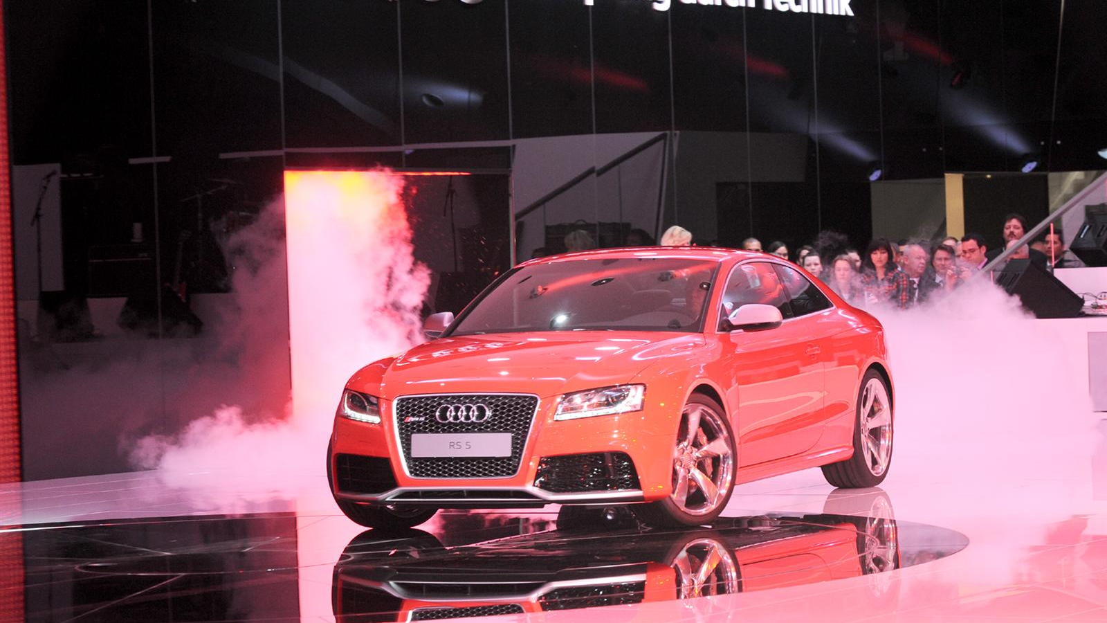 2011 Audi RS5 live in Geneva. Photos © United Pictures, Int'l.