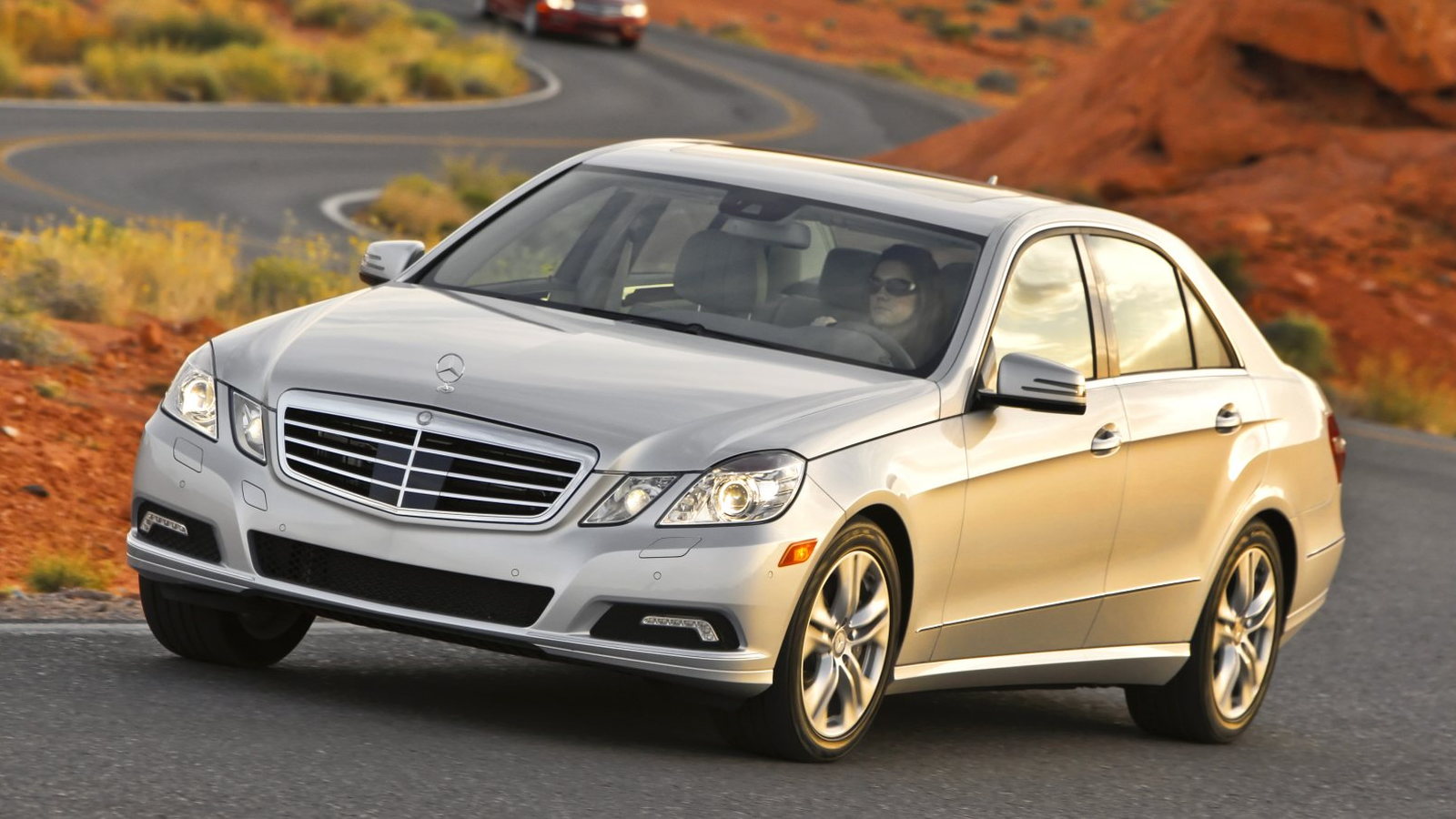 2012 mercedes benz e550 sedan gets standard 4matic awd only