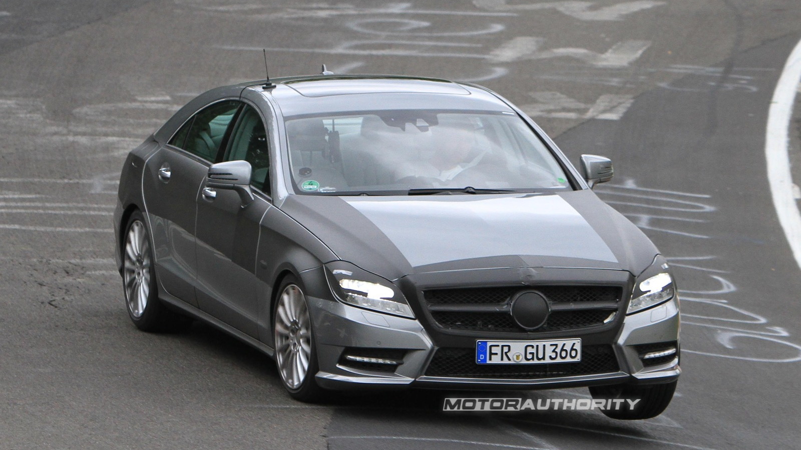 Spy shots: 2011 Mercedes-Benz CLS 