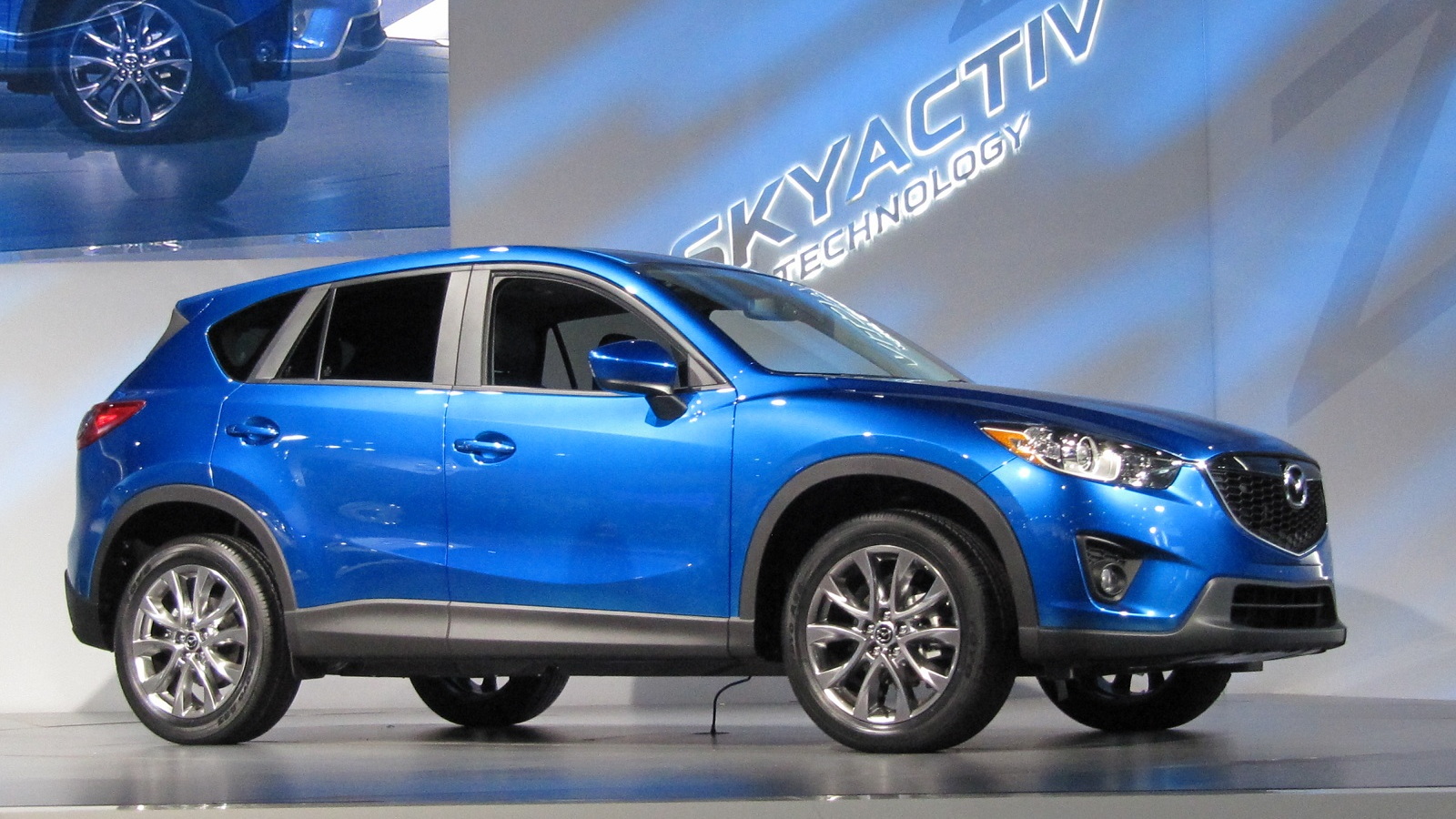 2013 Mazda CX-5 compact crossover revealed at Los Angeles Auto Show, Nov 2011