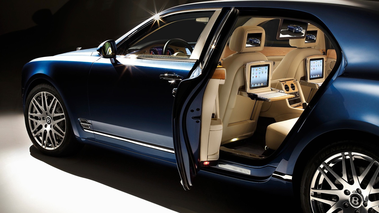 2012 Bentley Mulsanne with Executive Interior 