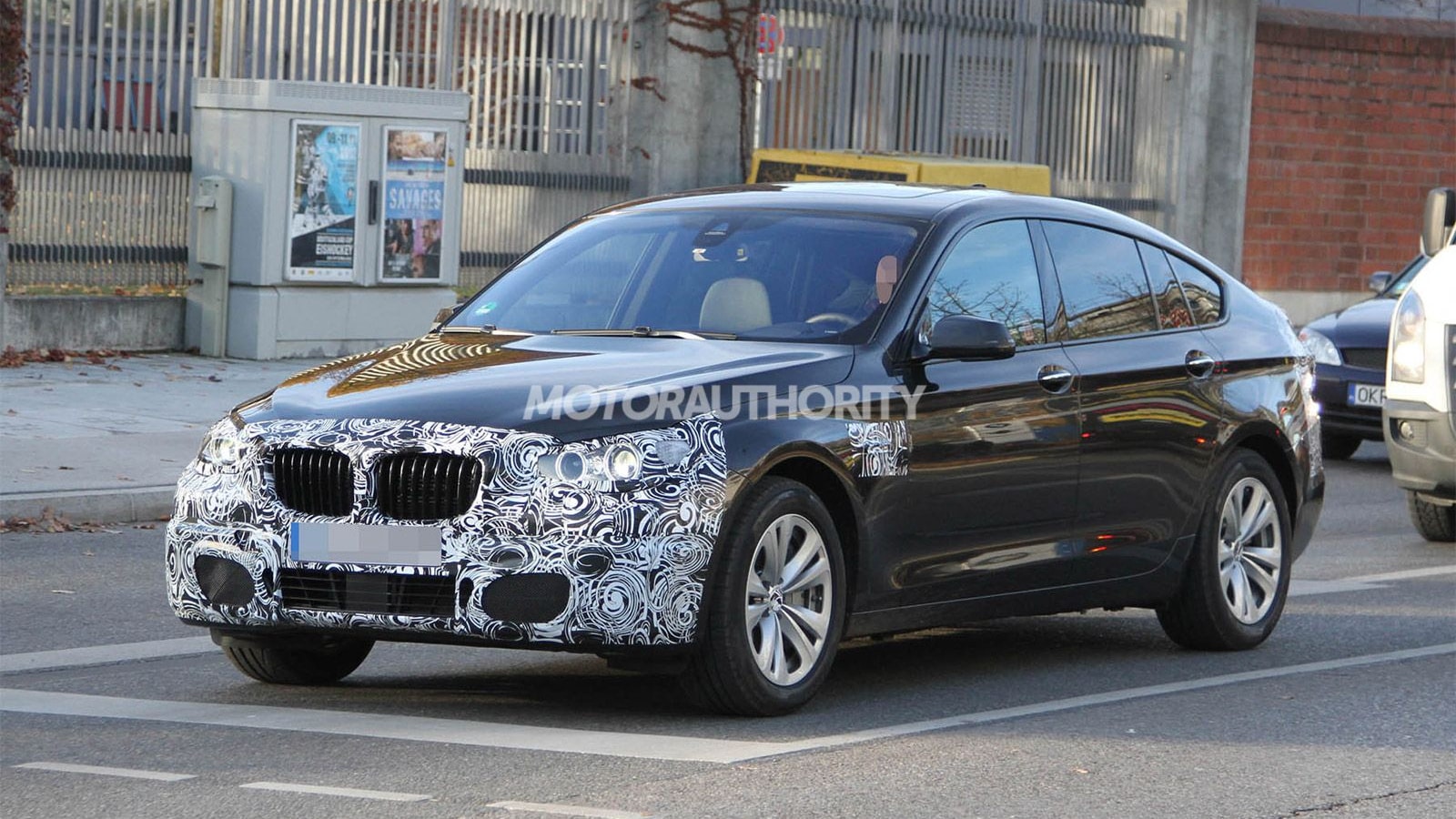 2014 BMW 5-Series Gran Turismo facelift spy shots