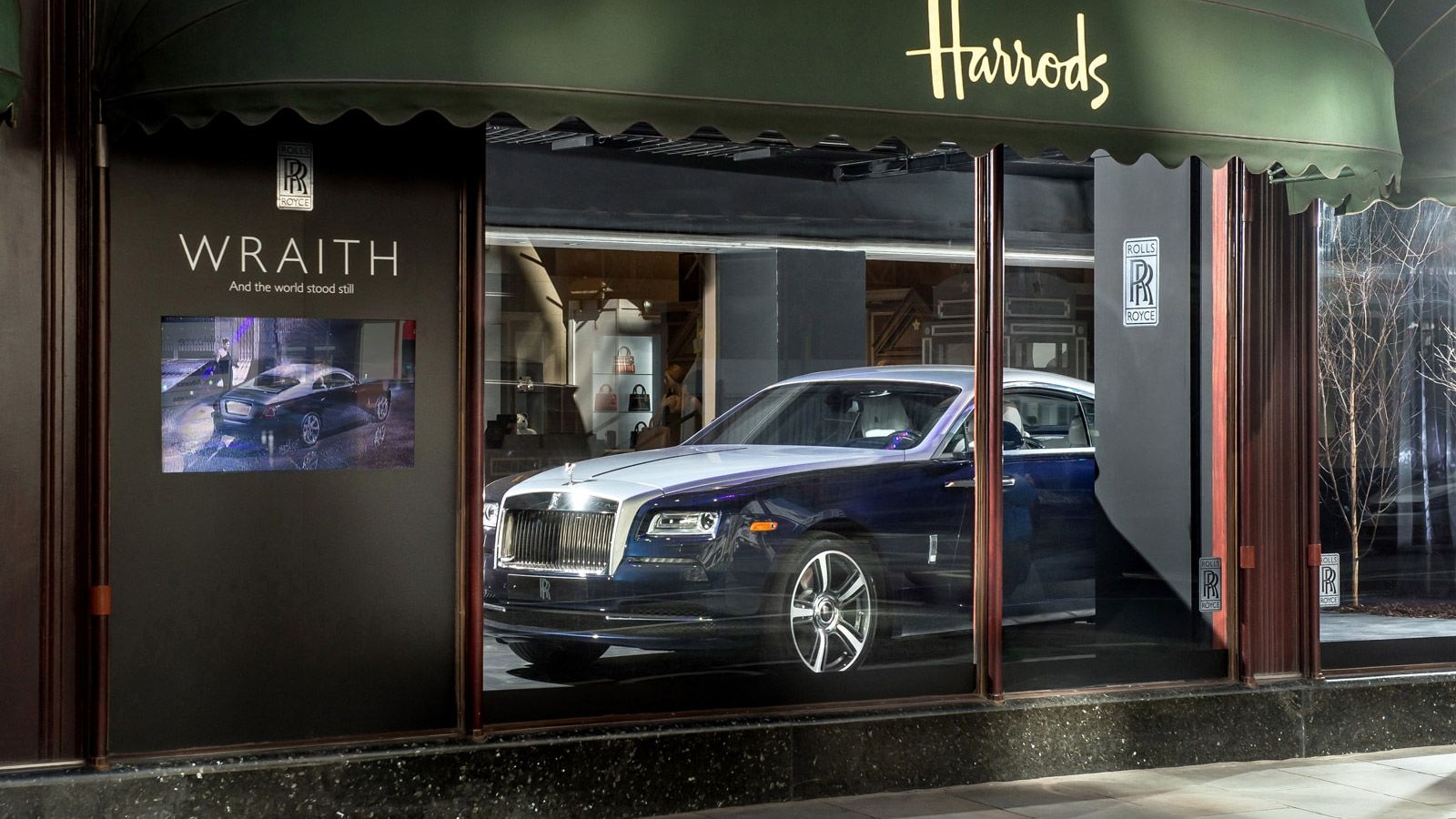 2014 Rolls-Royce Wraith at Harrods, London