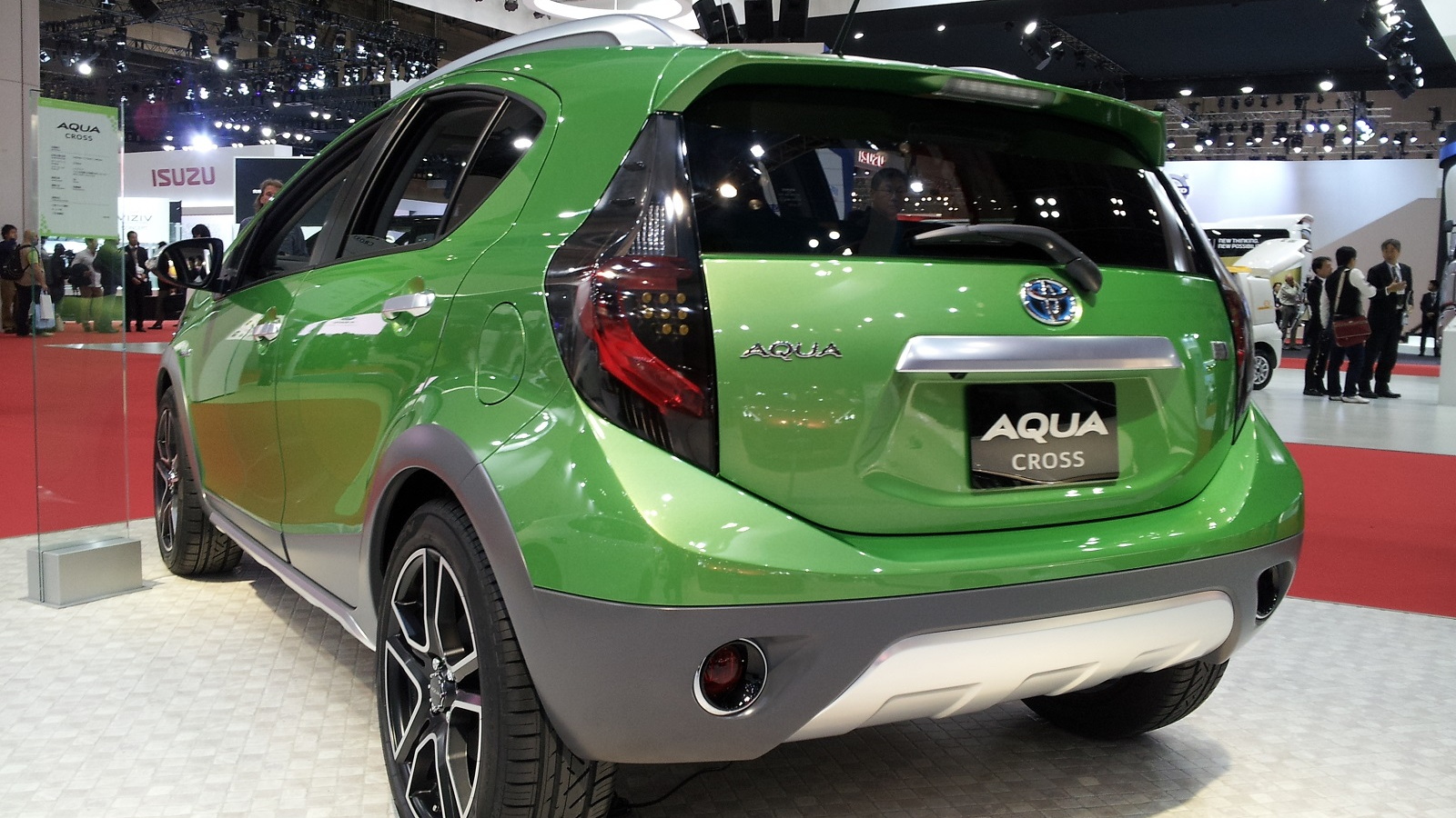 Toyota Aqua Cross Concept (Prius C) at 2013 Tokyo Motor Show