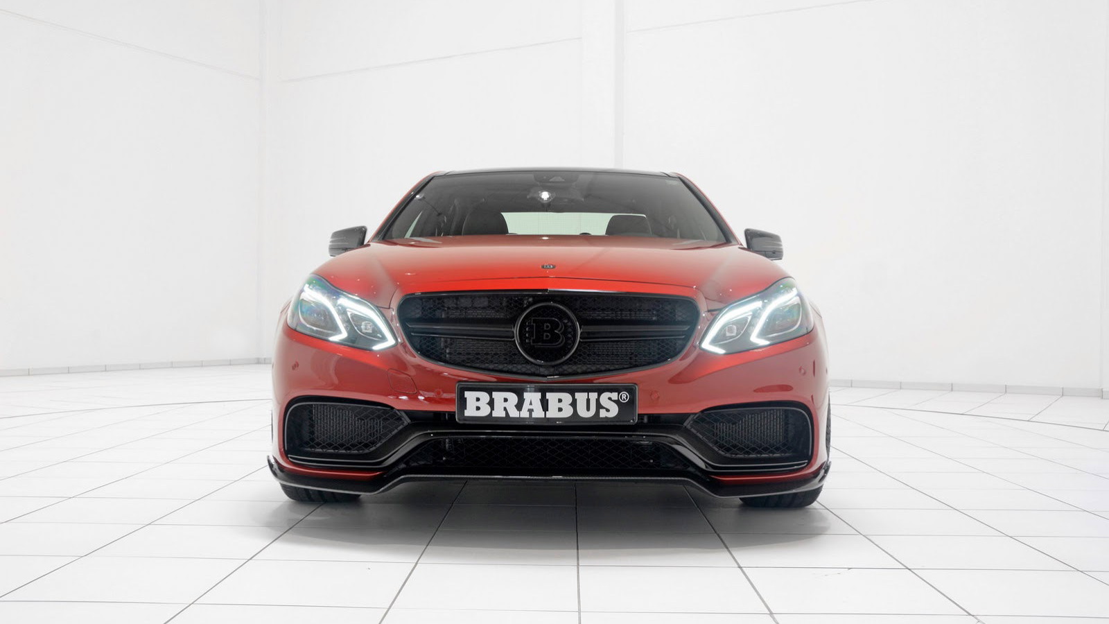 Brabus 850 6.0 Biturbo based on the 2014 Mercedes-Benz E63 AMG