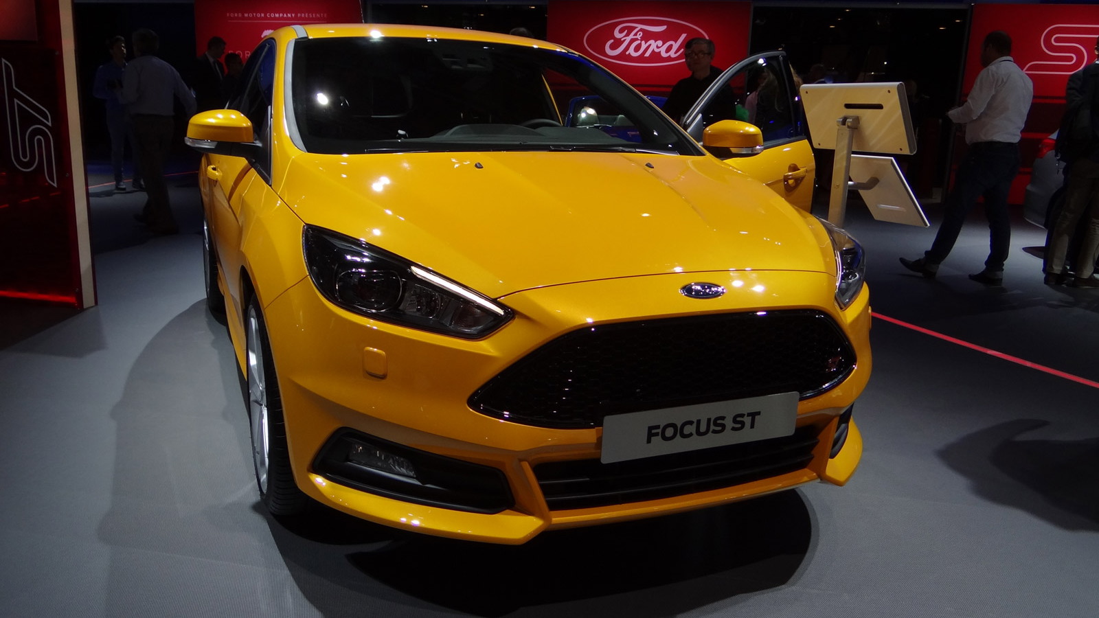 2015 Ford Focus ST, 2014 Paris Auto Show