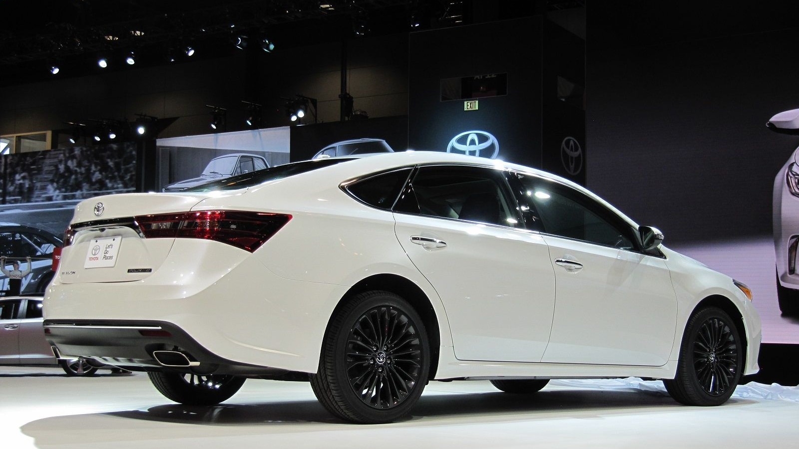 2016 Toyota Avalon launch at 2015 Chicago Auto Show