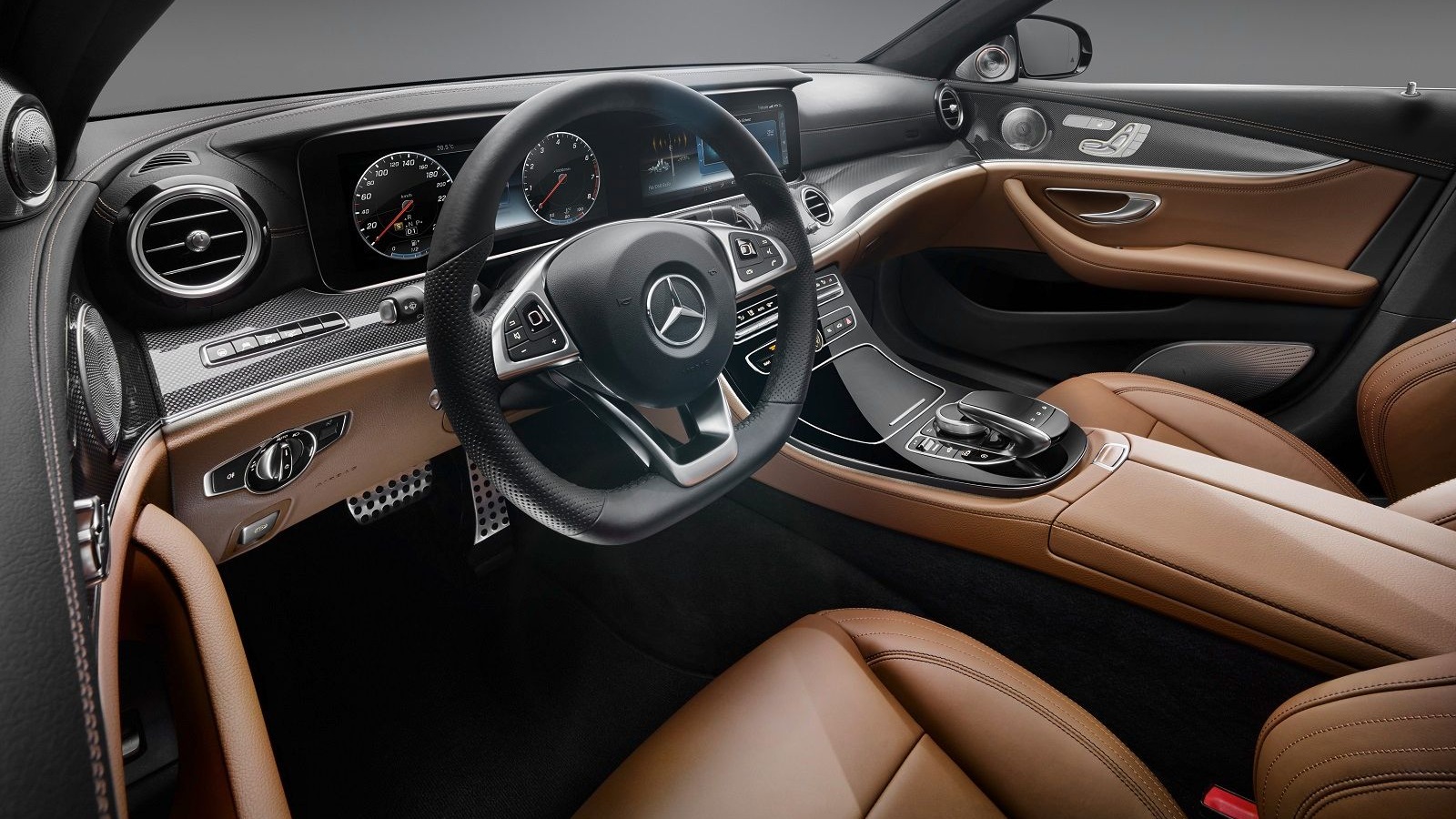 2017 Mercedes-Benz E-Class Interior Revealed, All-Glass Dash