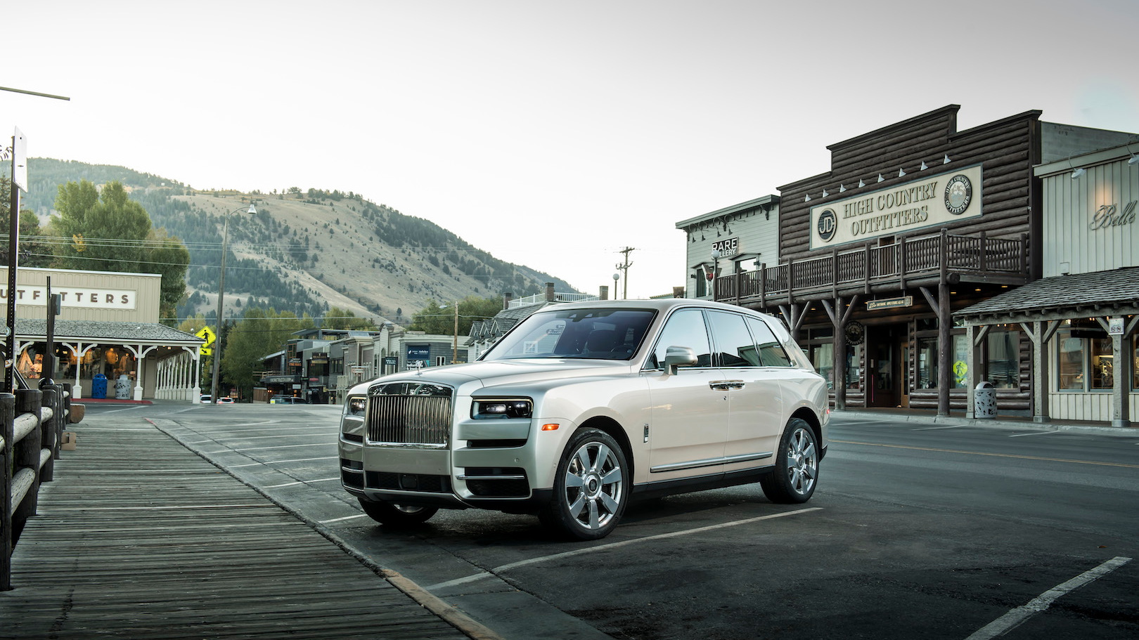 Rolls Royce Cullinan Demand Outstrips Production Capacity