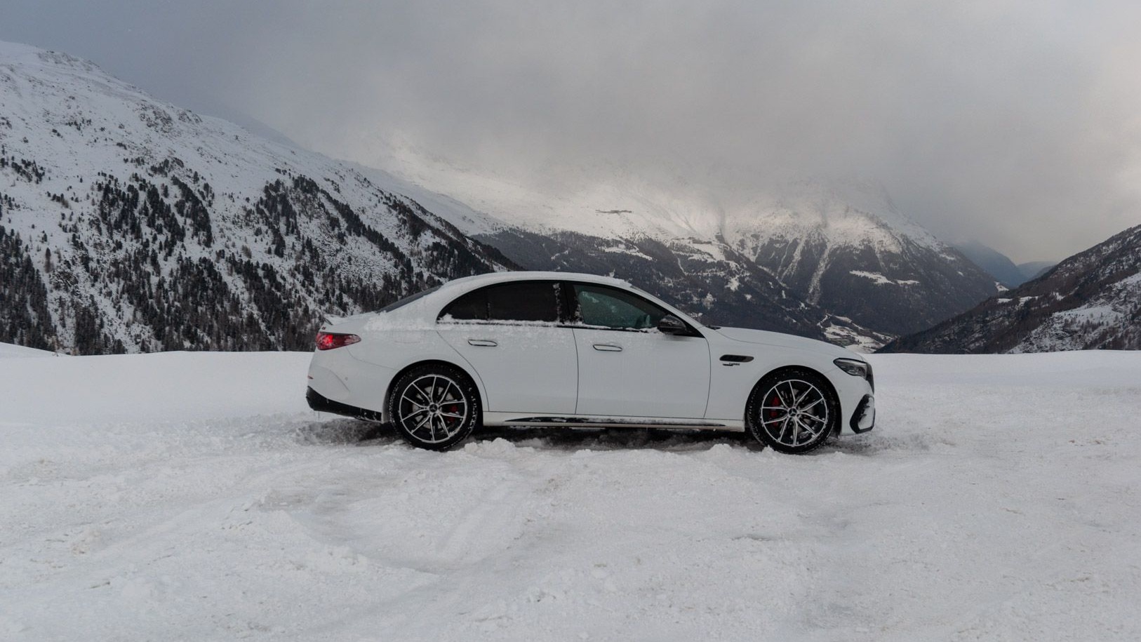 2025 Mercedes-Benz AMG E 53 Hybrid