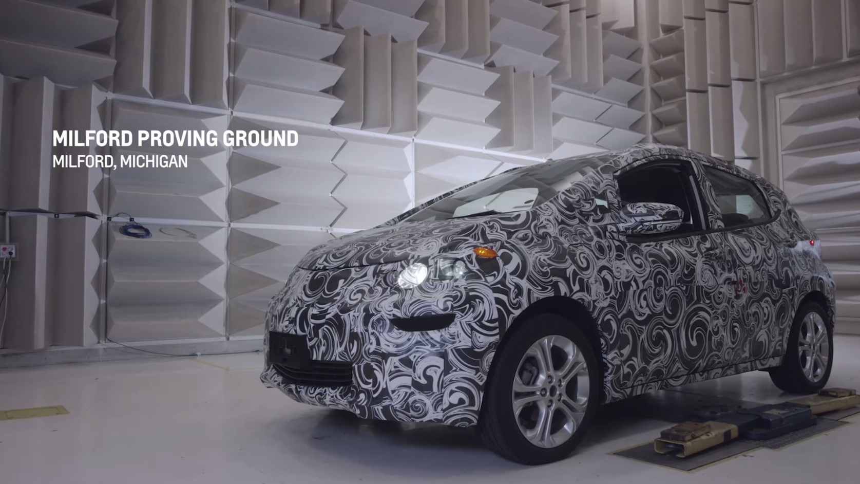 Chevrolet Bolt EV electric car development prototypes in testing, Jan-Jun 2015  [from GM video]