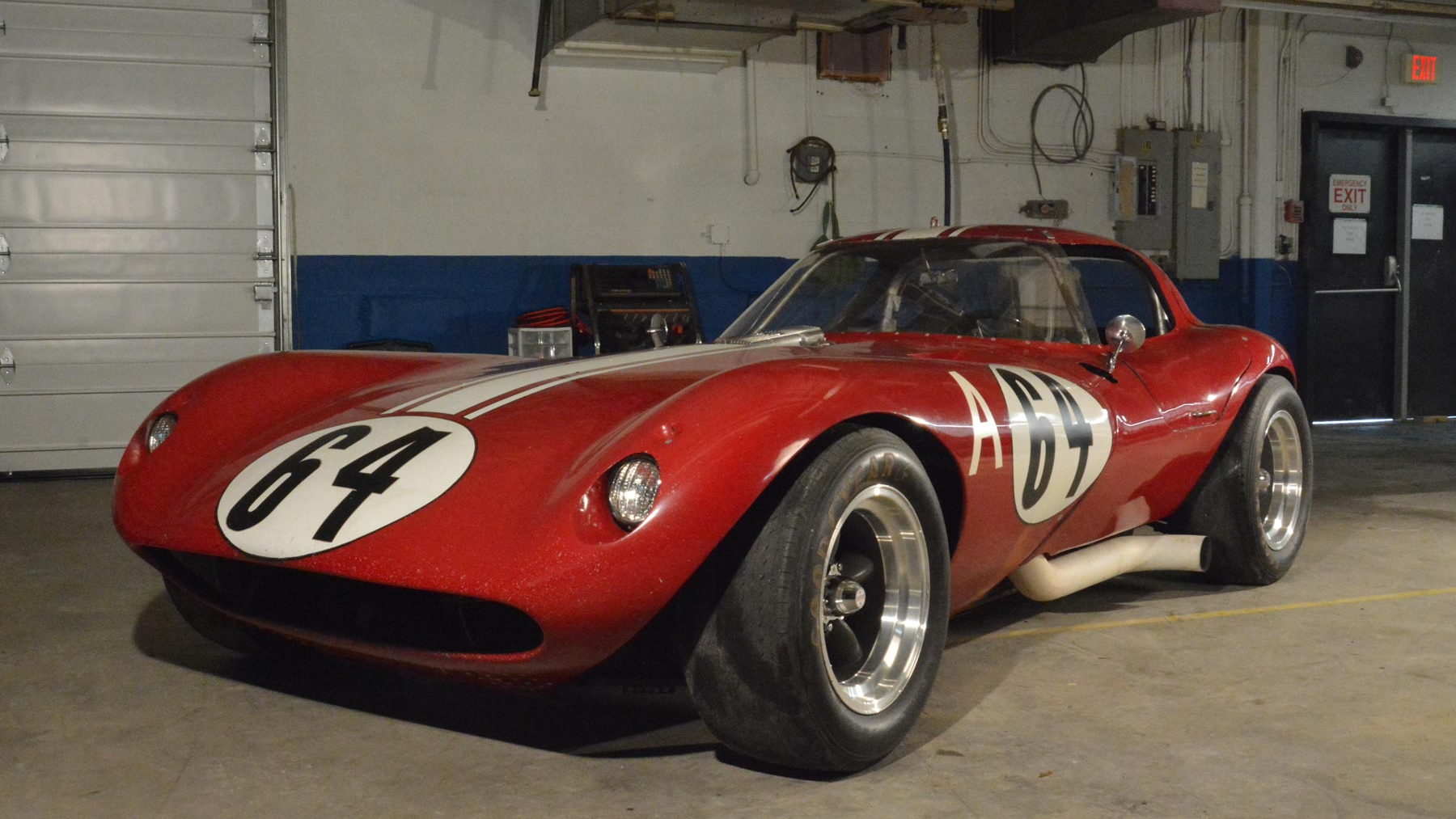 Record-setting 215-mph Bill Thomas Cheetah heads to auction