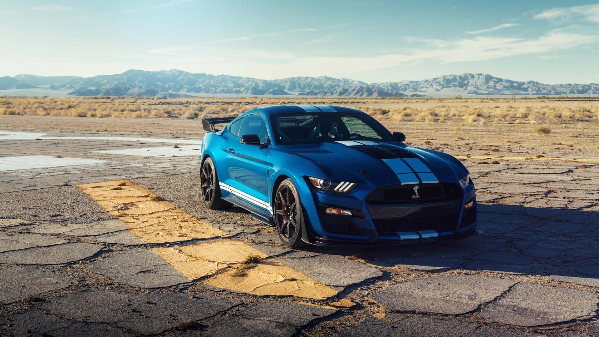 2020 ford mustang shelby gt500 001 sells for 11m