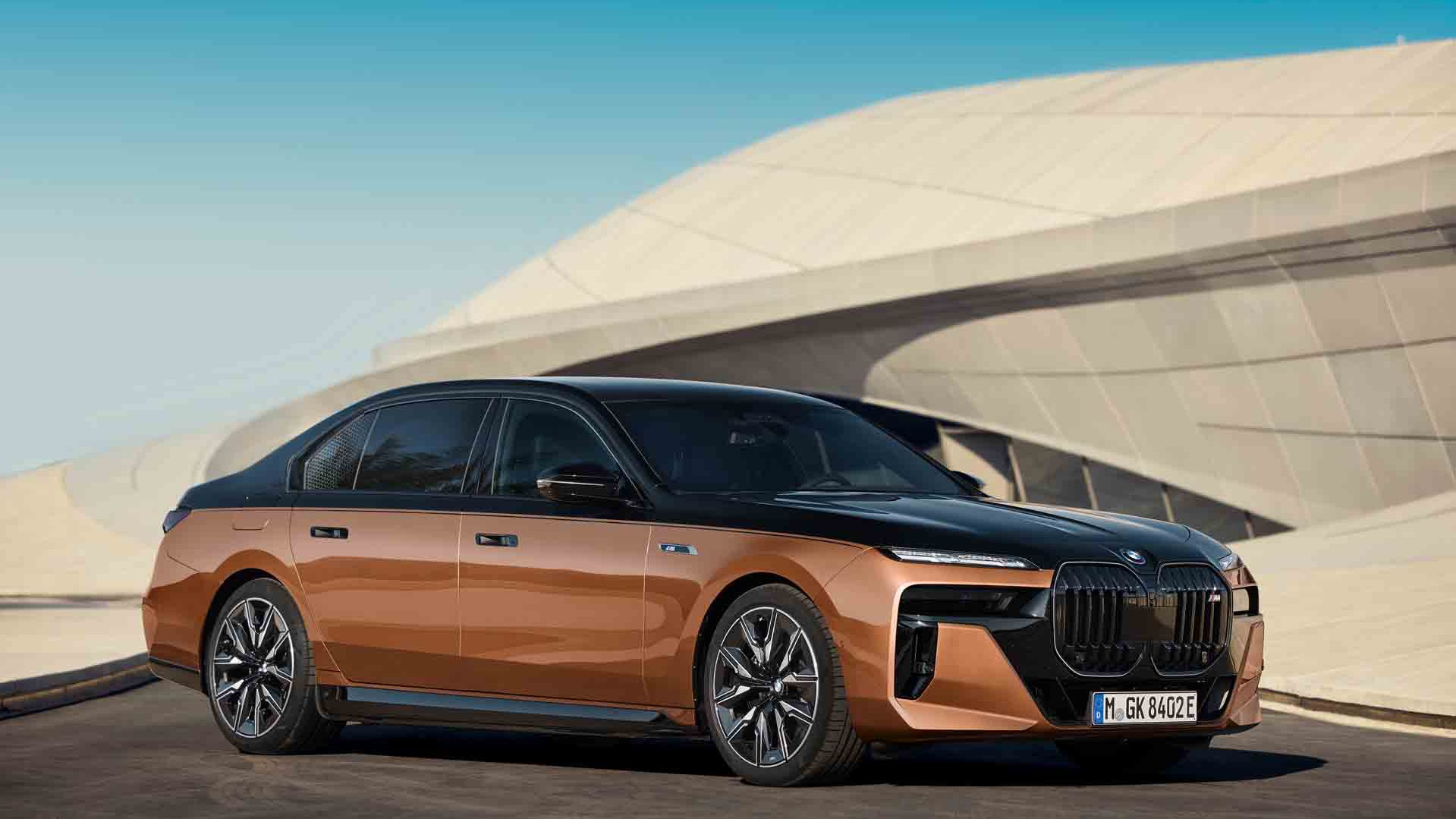 2024 BMW i7 M70 electric super sedan rolls in with 650 hp