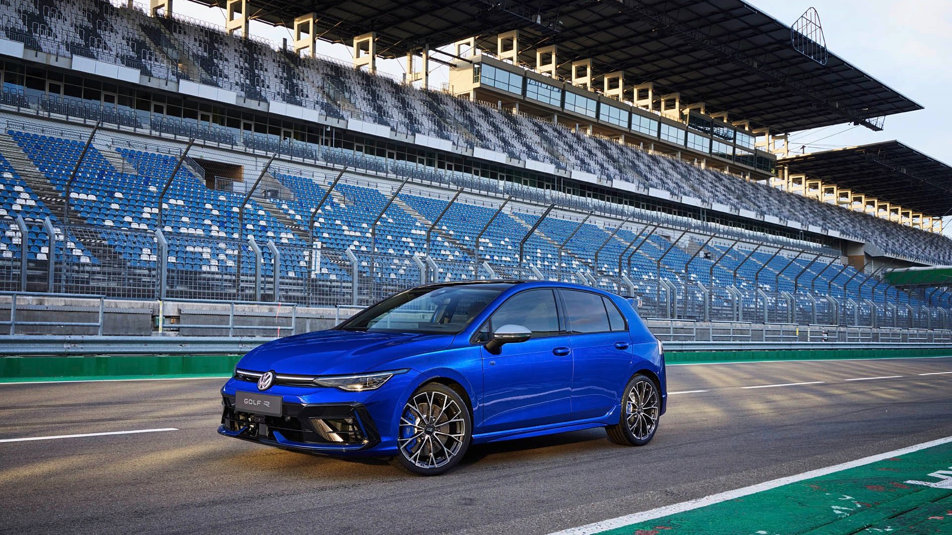 2025 Volkswagen Golf R