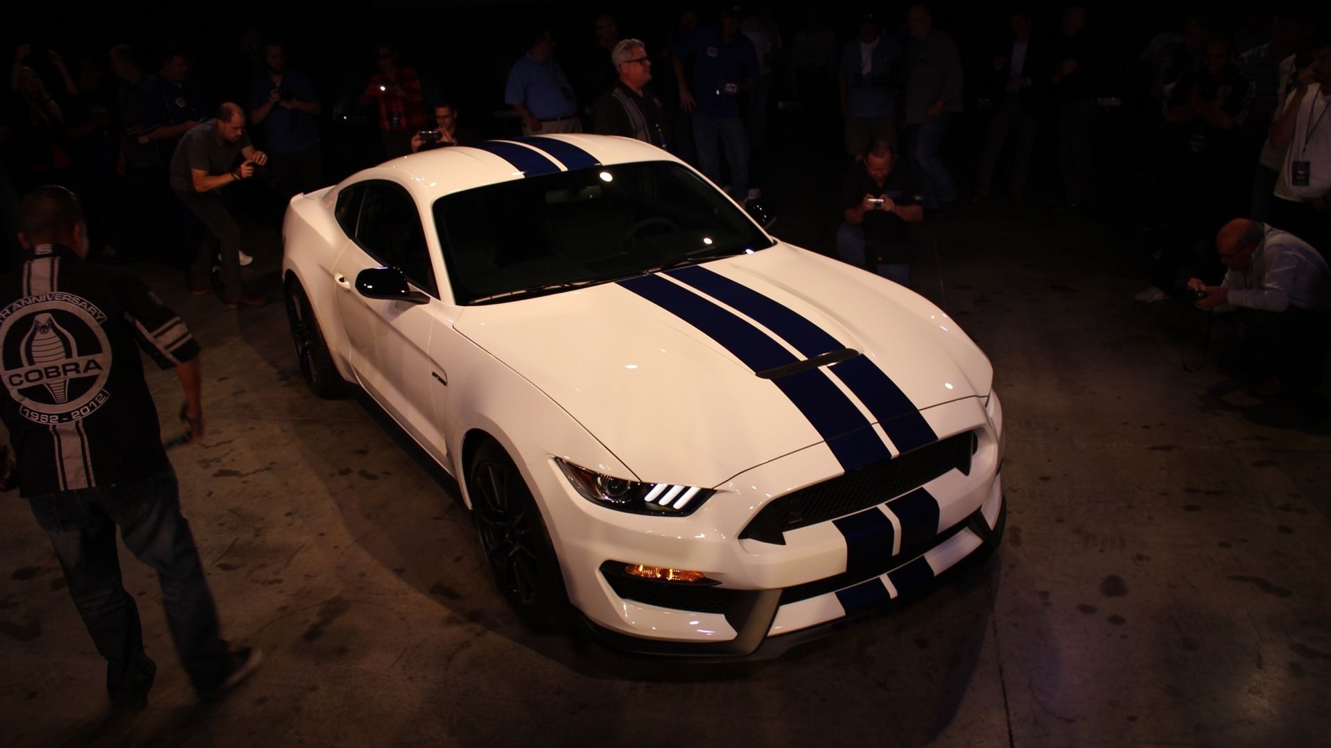 2016 Ford Mustang Shelby GT350  -  2014 Los Angeles Auto Show live preview photos
