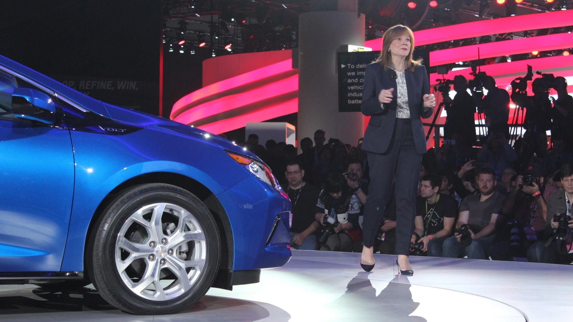 2016 Chevrolet Volt  -  Detroit Auto Show Live Photos
